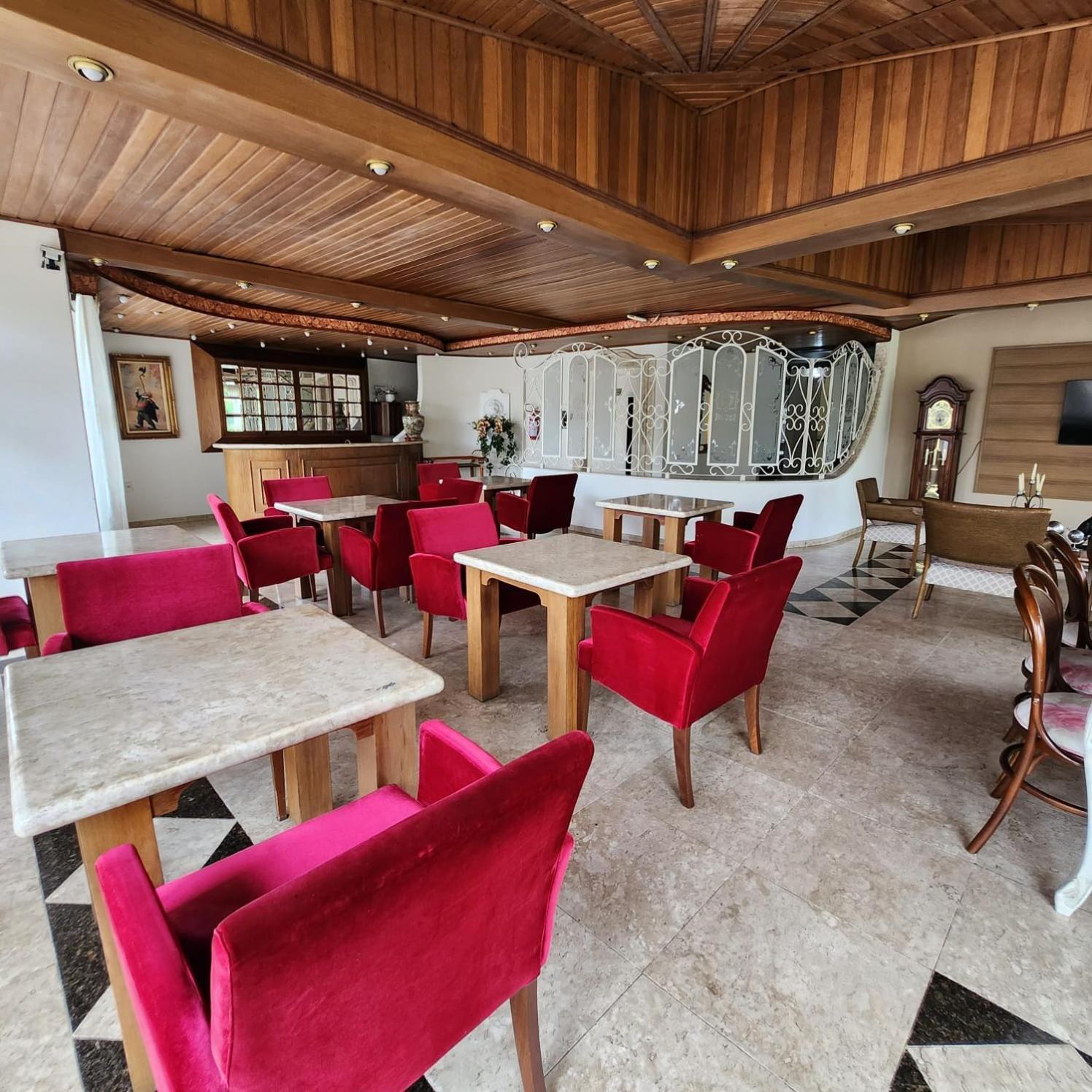 Hotel Da Vinci Серра-Негра Екстер'єр фото